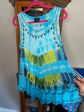 Women's Turquoise Tie-Dye Sleeveless Top